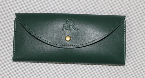 Wallet made of natural leather.