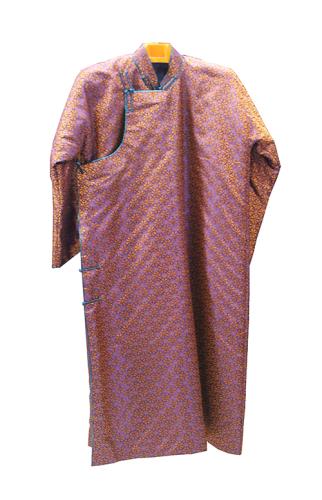 Men's deel made of 100% cotton. Embroidered with silk trimming. Cotton lining. Dry cleaning only.