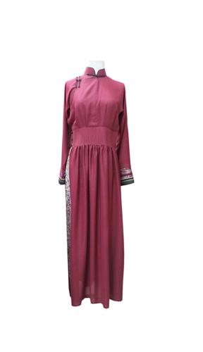 Women's traditional deel. Mongolian style deel is very elegant and comfortable. This Mongolian deel was made by our dressmakers. Dry cleaning only.