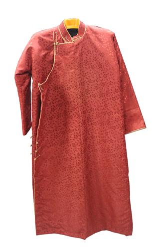 Men's deel made of 100% cotton. Embroidered with silk trimming. Cotton lining. Dry cleaning only.​